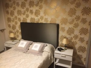 Chambre tête de lit florale papier peint Miss Print Saint Cyr sur Loire
